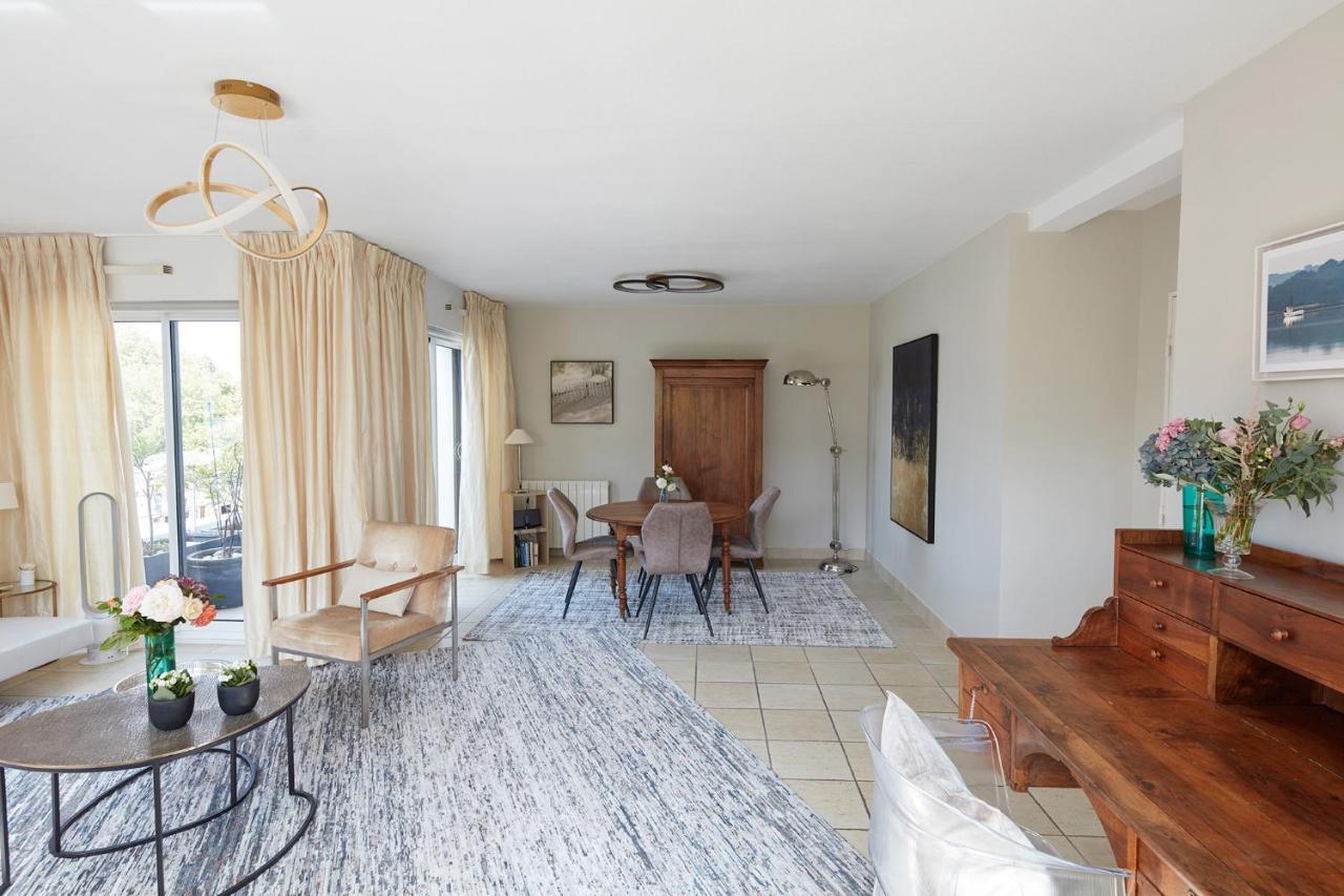 Un Appartement Penthouse D'Exception Sur Le Port De Vannes Exteriör bild
