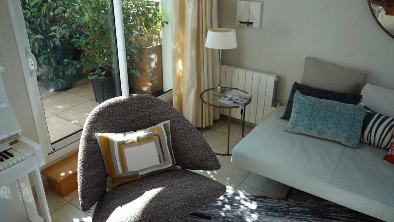 Un Appartement Penthouse D'Exception Sur Le Port De Vannes Exteriör bild